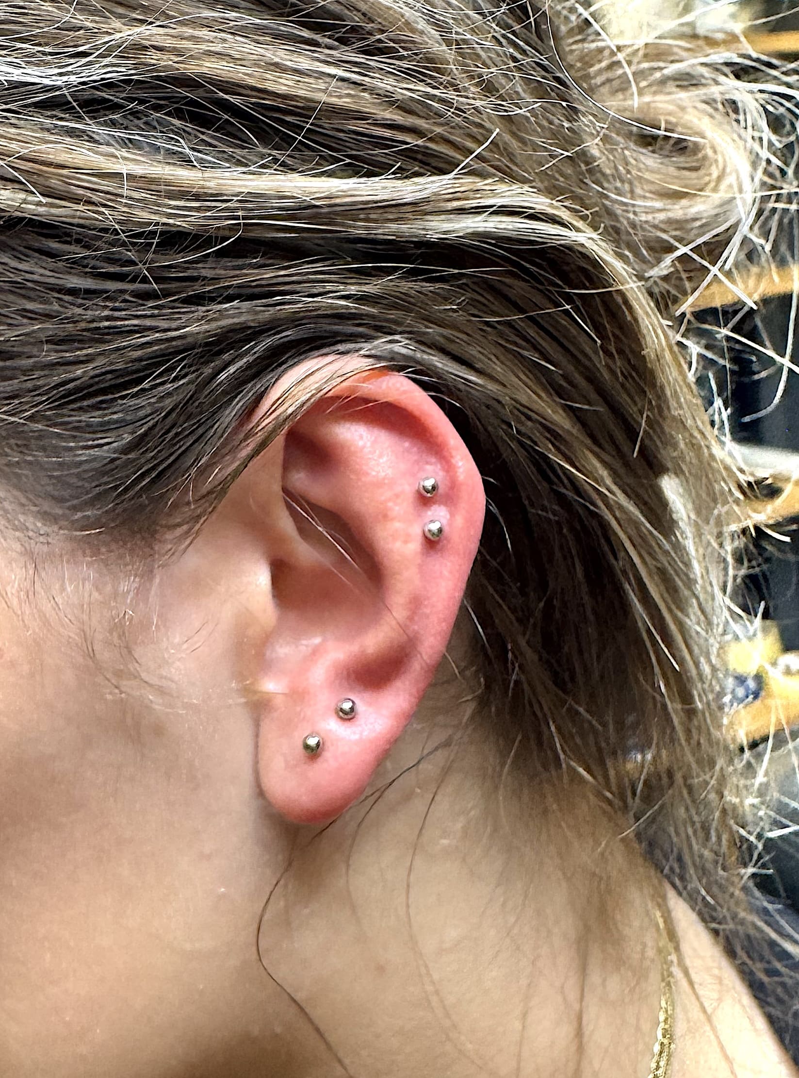 Double Lobe & Double Helix Piercing | Dörtlü Kulak Delim Uygulaması
